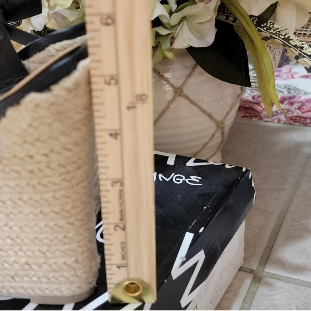 Black espadrilles - Picture 3 of 4